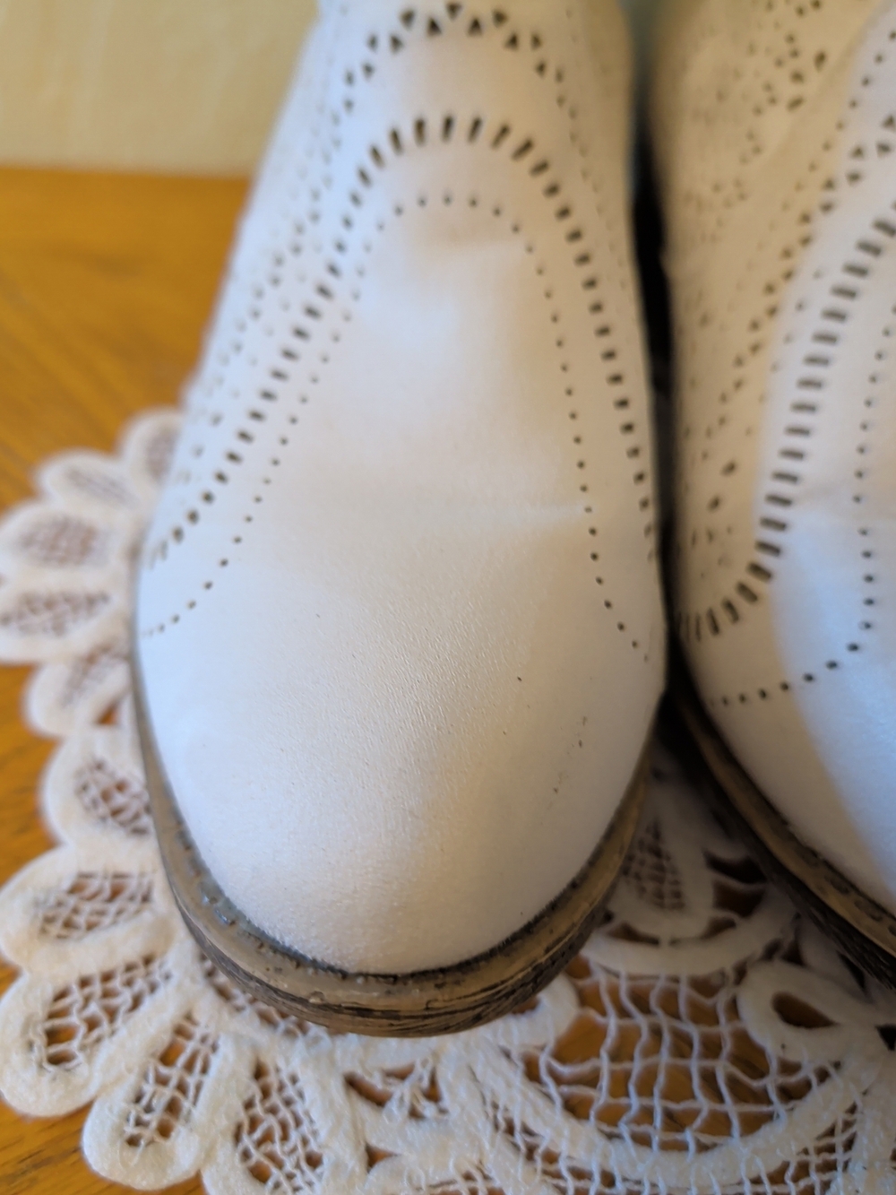 Very G Women White Ankle Cowboy Boots Size 8.6 - Picture 4 of 16